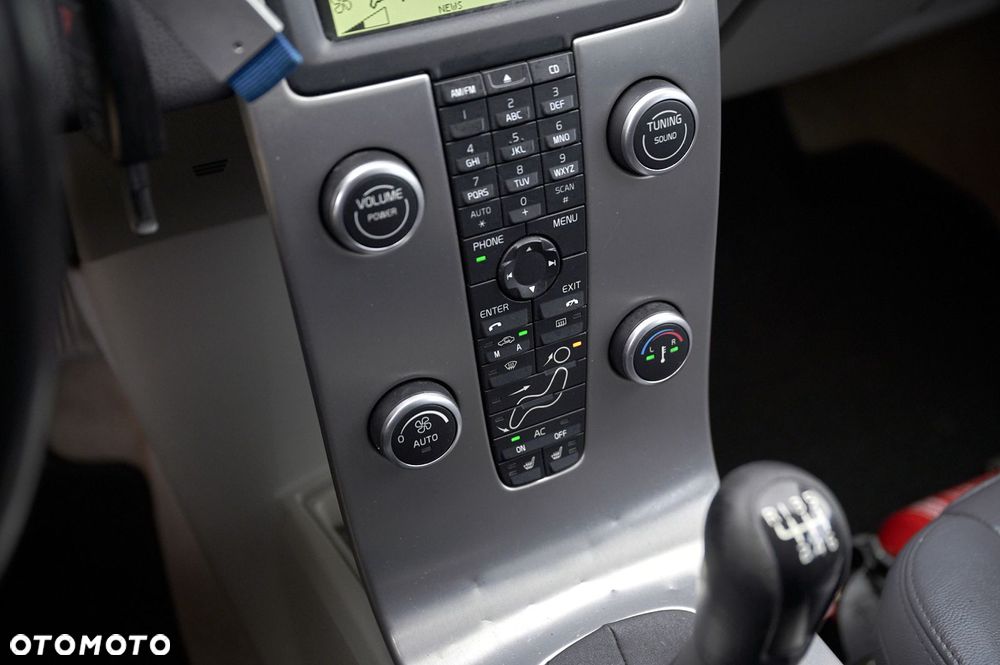 Volvo V50 2.0D DPF Momentum - 24