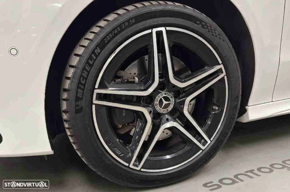 Mercedes-Benz CLA 250 - 5