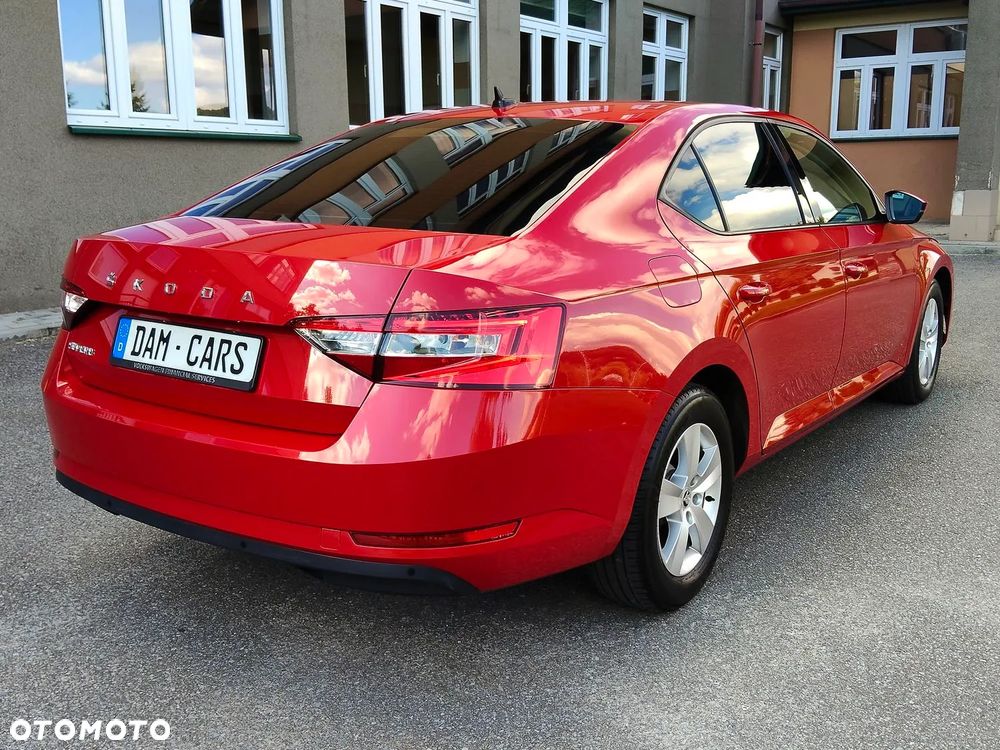 Skoda Superb 2.0 TDI SCR Sportline DSG - 5