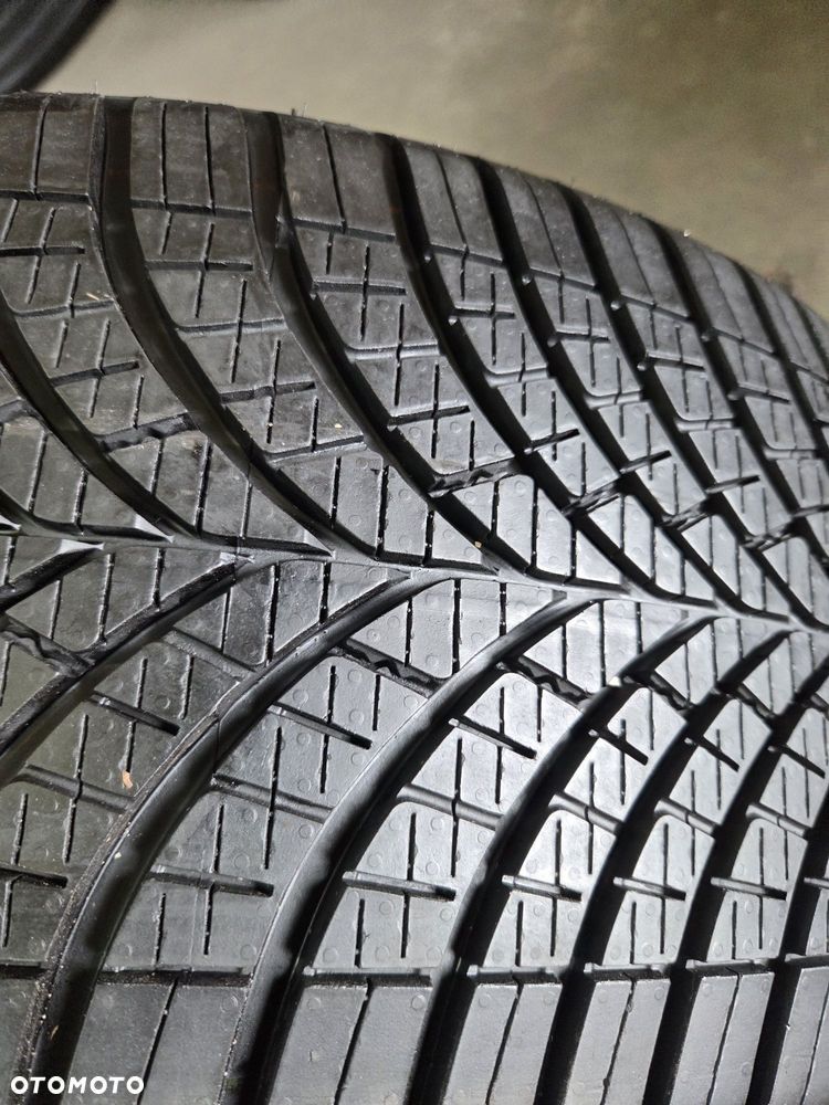 opony używane 225/40R19 Goodyear vector 4season Gen-3 - 3