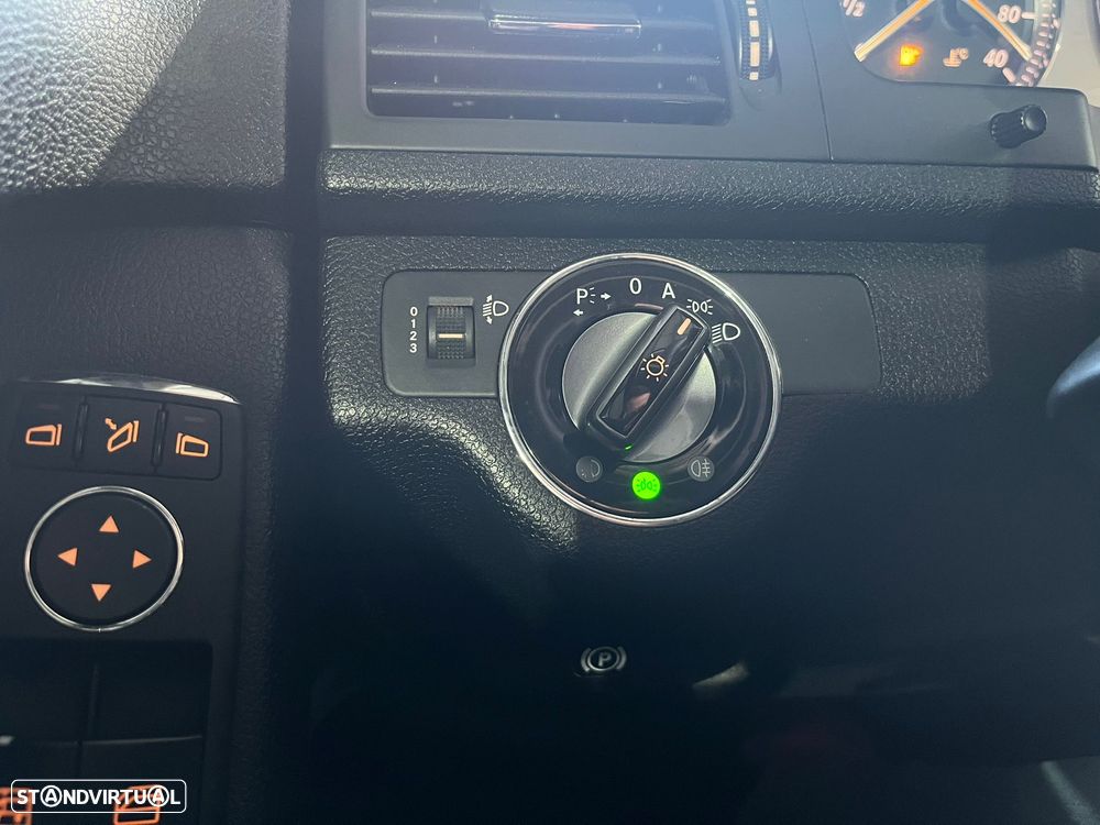 Mercedes-Benz C 220 Station CDI DPF Auto Avantgarde - 34