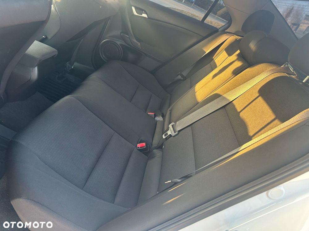 Honda Accord 2.0 Elegance - 16