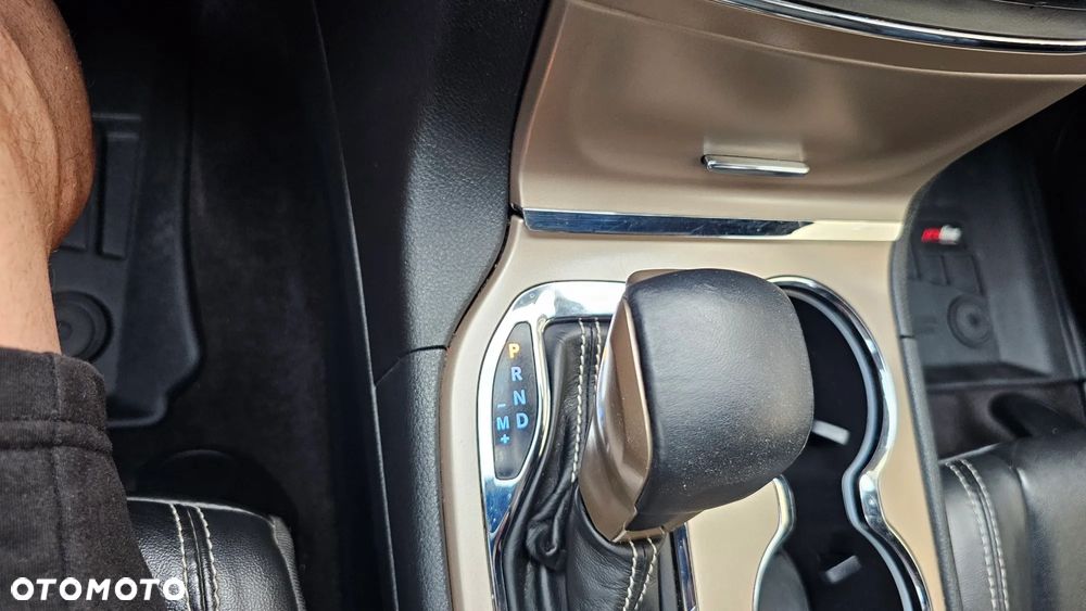 Jeep Grand Cherokee 3.6 V6 Limited - 36