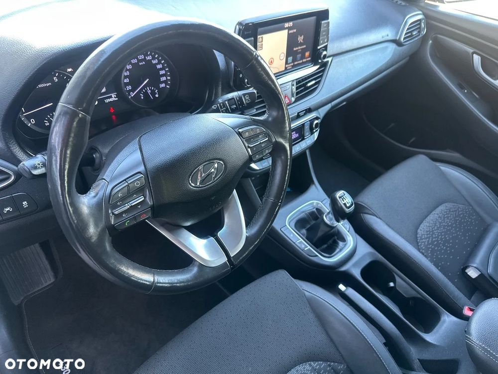 Hyundai i30 - 19