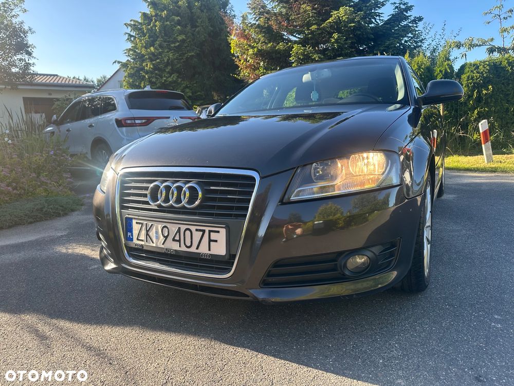 Audi A3 Sportback 2.0 TDI DPF Ambiente - 1