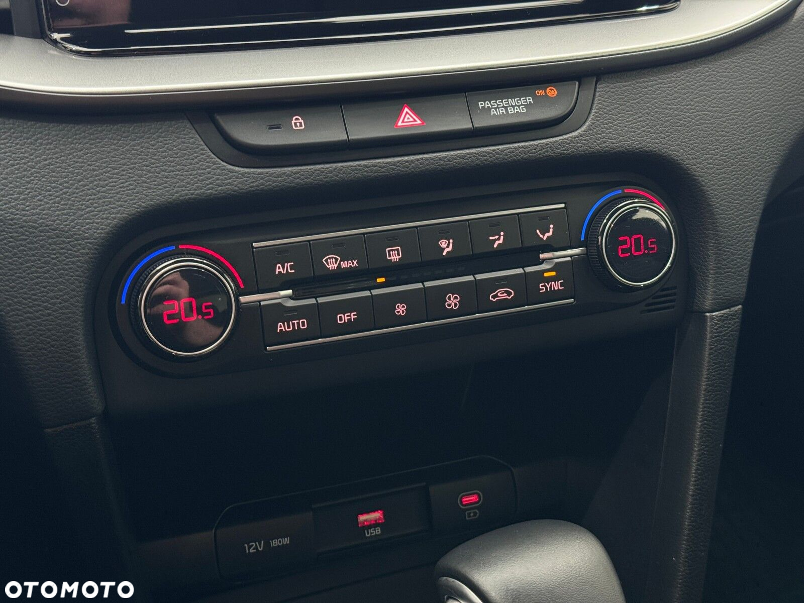 Kia Ceed 1.5 T-GDI M DCT - 31