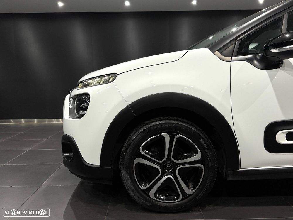 Citroën C3 1.2 PureTech Shine - 3