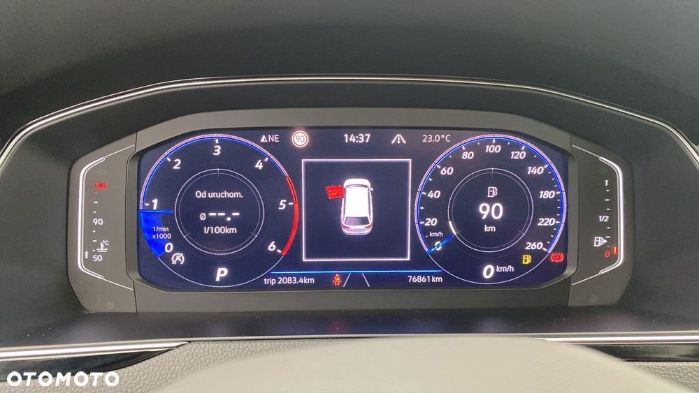 Volkswagen Passat - 25