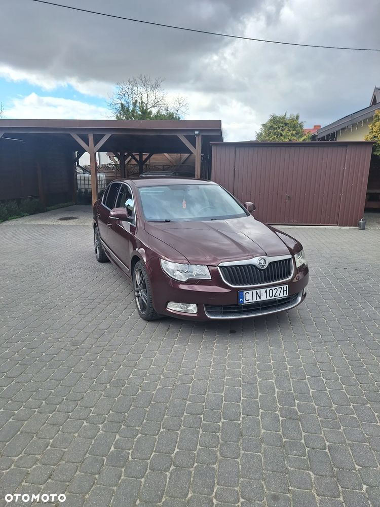 Skoda Superb 2.0 TDI Ambition DSG - 1