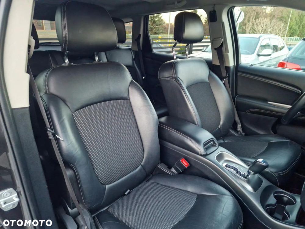Dodge Journey - 14