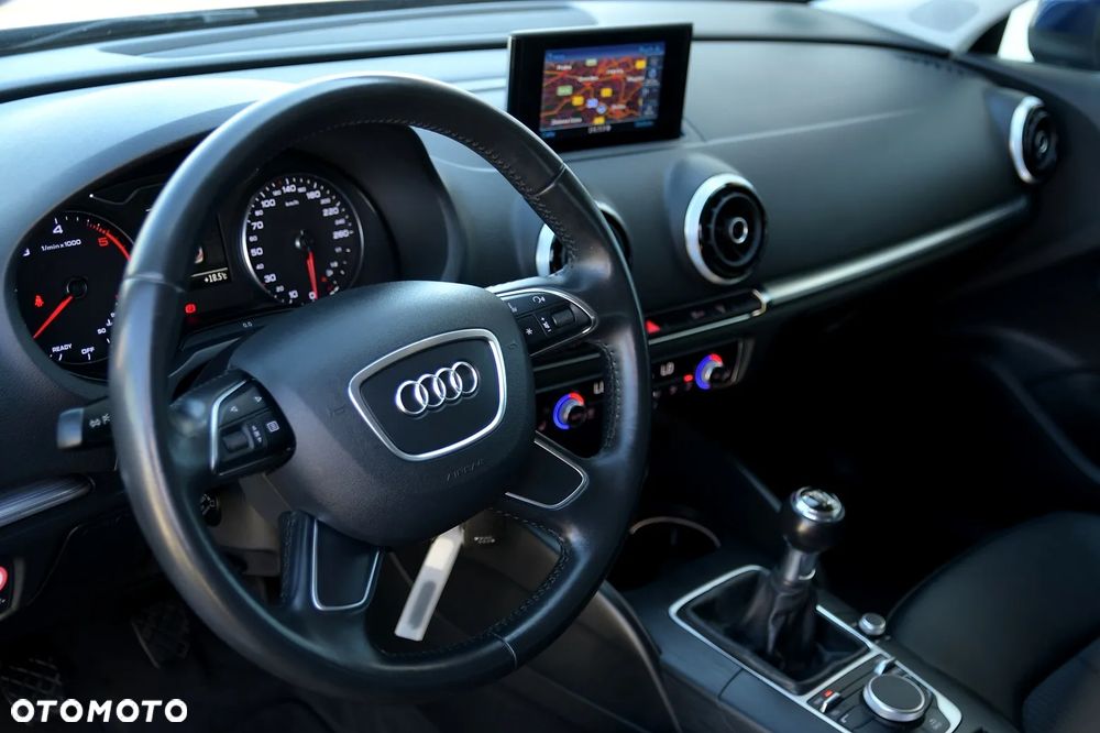 Audi A3 Sportback 2.0 TDI Edycja Specjalna - 26