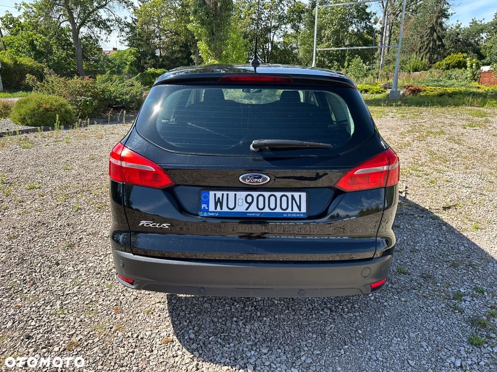 Ford Focus 1.5 TDCi Trend - 6