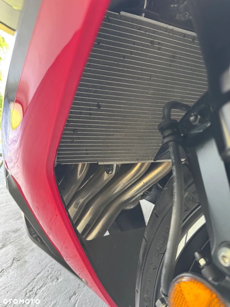 Honda CBR - 13