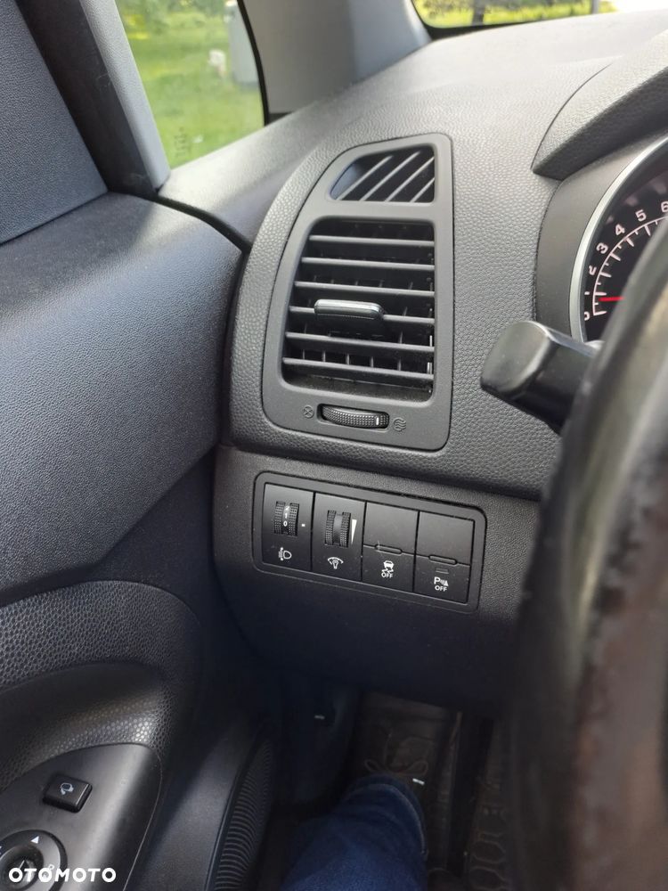 Kia Venga 1.6 Business Line - 20