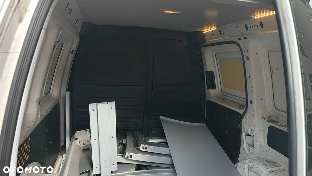 Volkswagen Caddy - 7