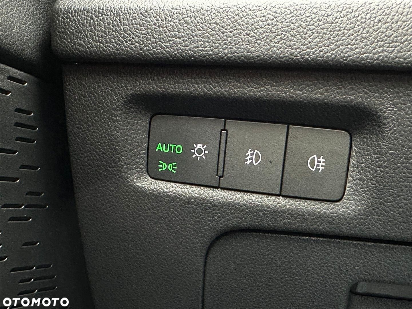Skoda Octavia 2.0 TDI Style DSG - 17