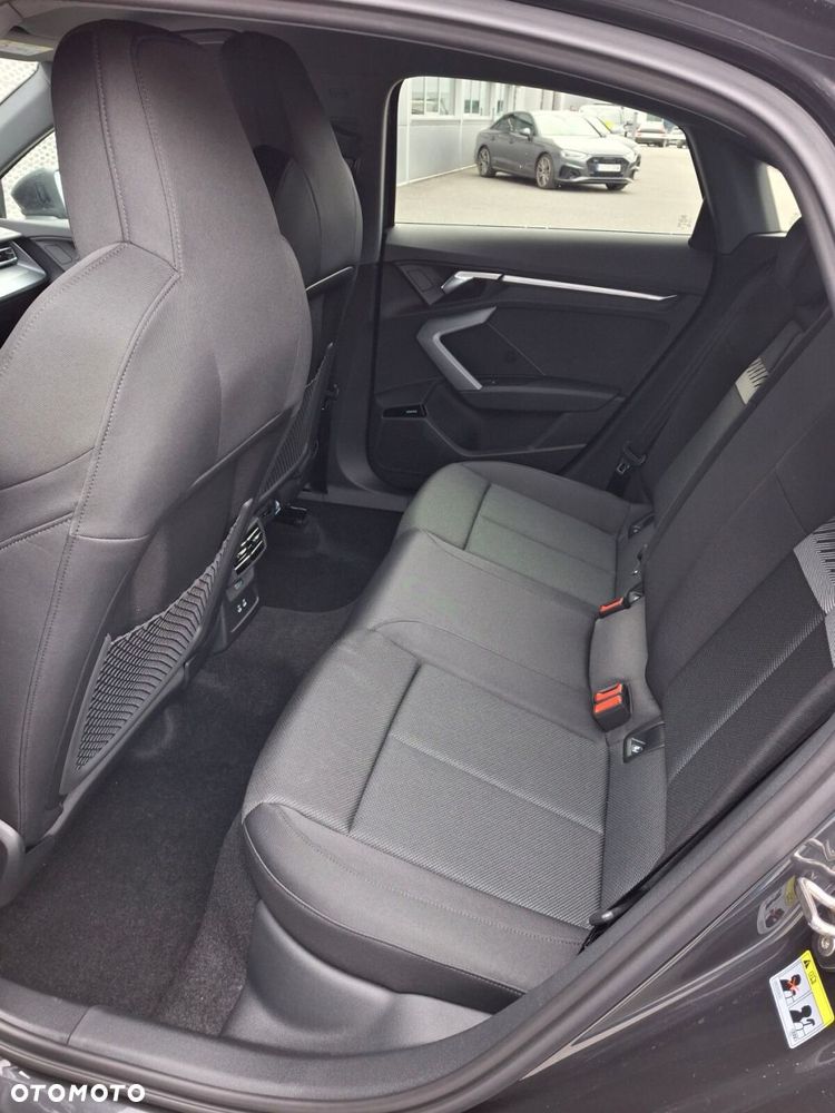 Audi A3 Limousine - 14