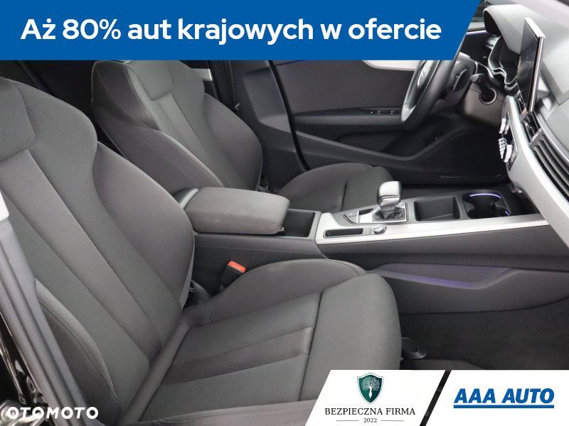 Audi A4 Limousine - 11