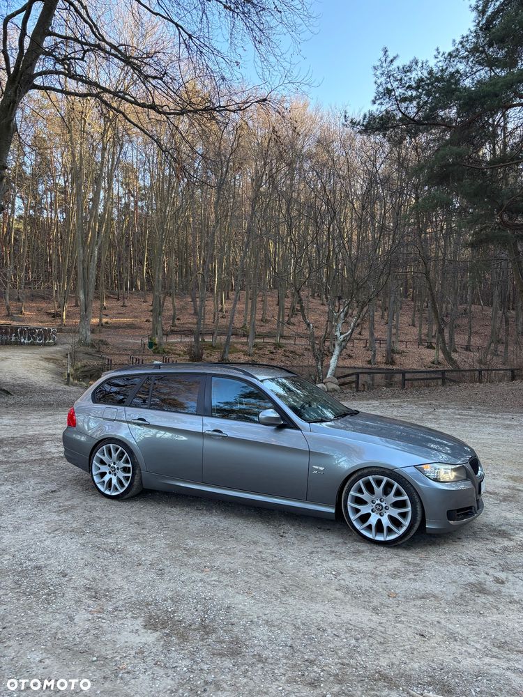 BMW Seria 3 320d xDrive DPF - 30