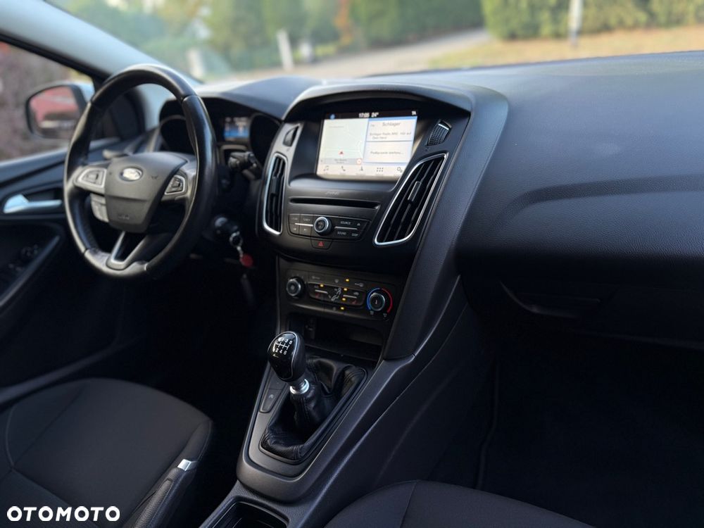 Ford Focus 1.0 EcoBoost STart-Stopp-System ACTIVE - 31