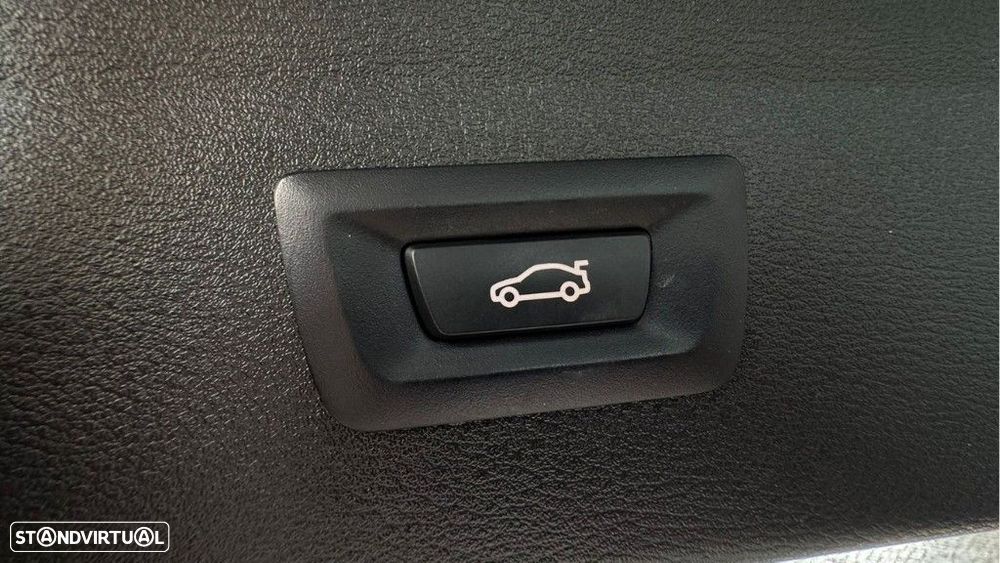 BMW X1 16 d sDrive Line Sport Auto - 9