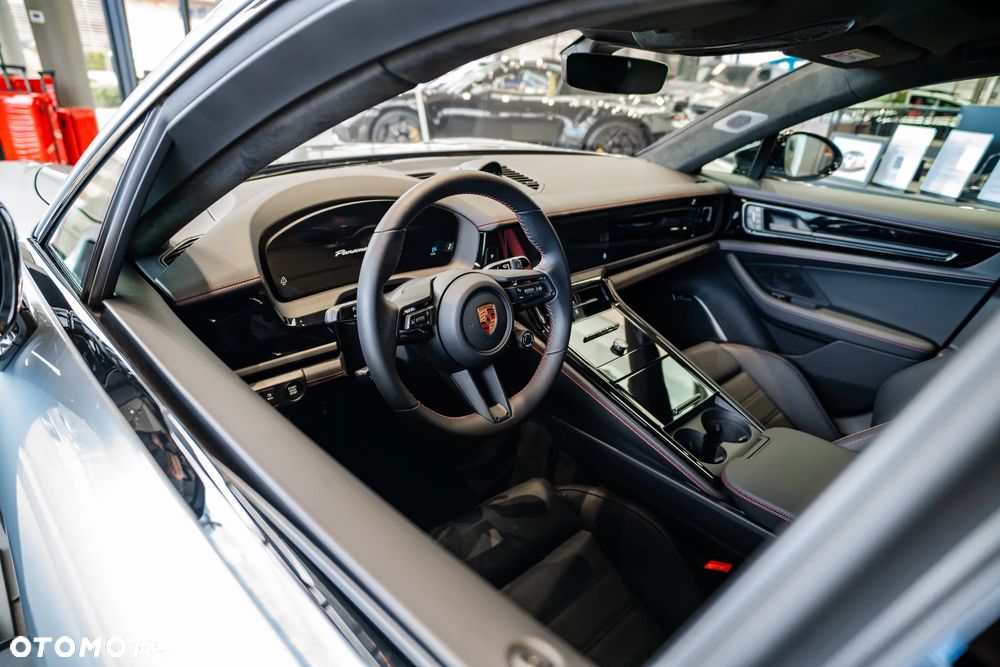 Porsche Panamera GTS - 10