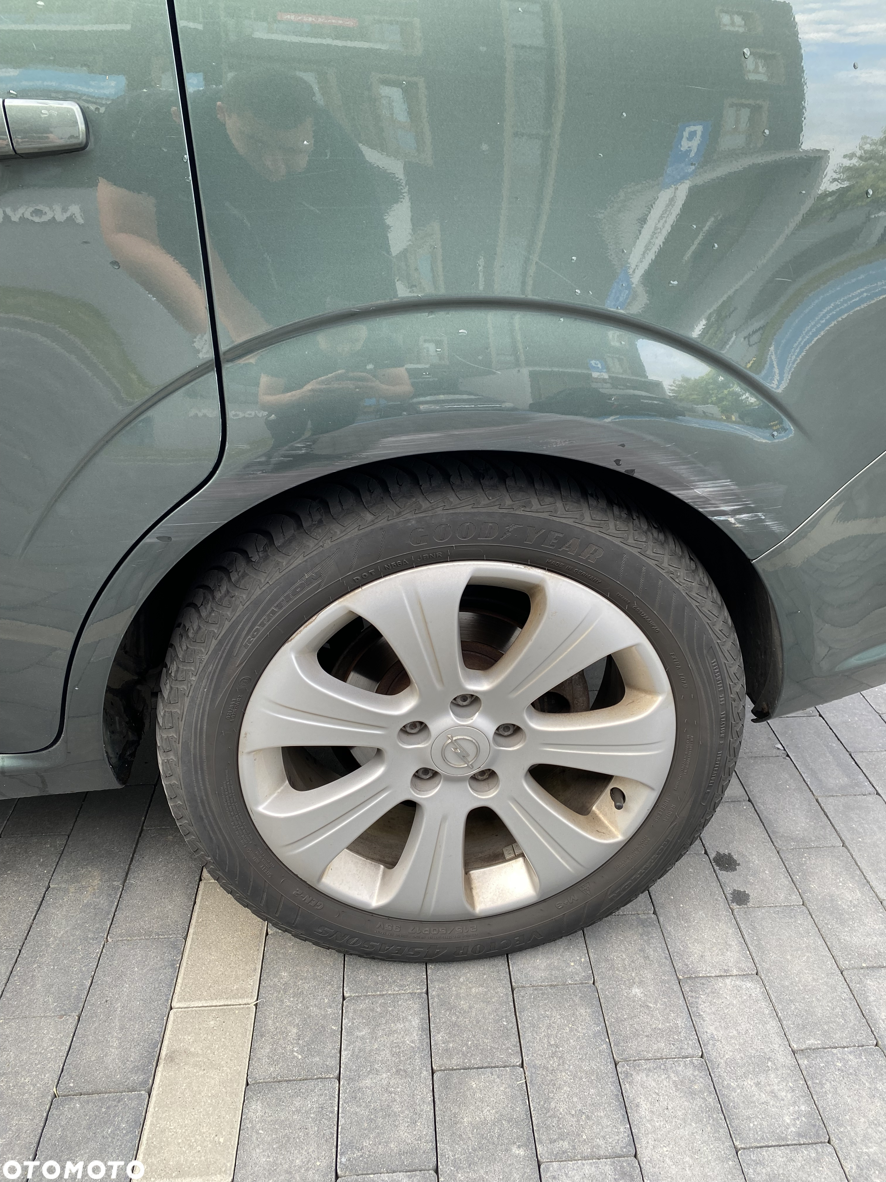 Opel Zafira 1.8 Cosmo - 14