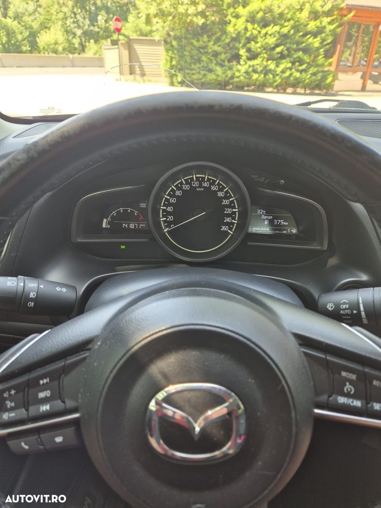 Mazda 3 - 4