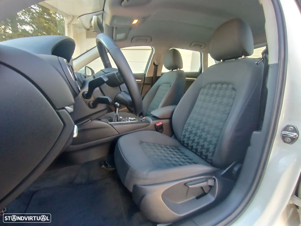 Audi A3 Sportback 1.6 TDI Advance Ultra - 13