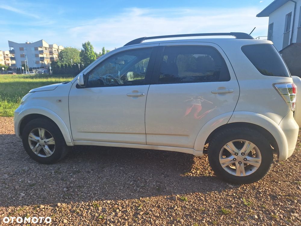 Daihatsu Terios 1.5 - 4