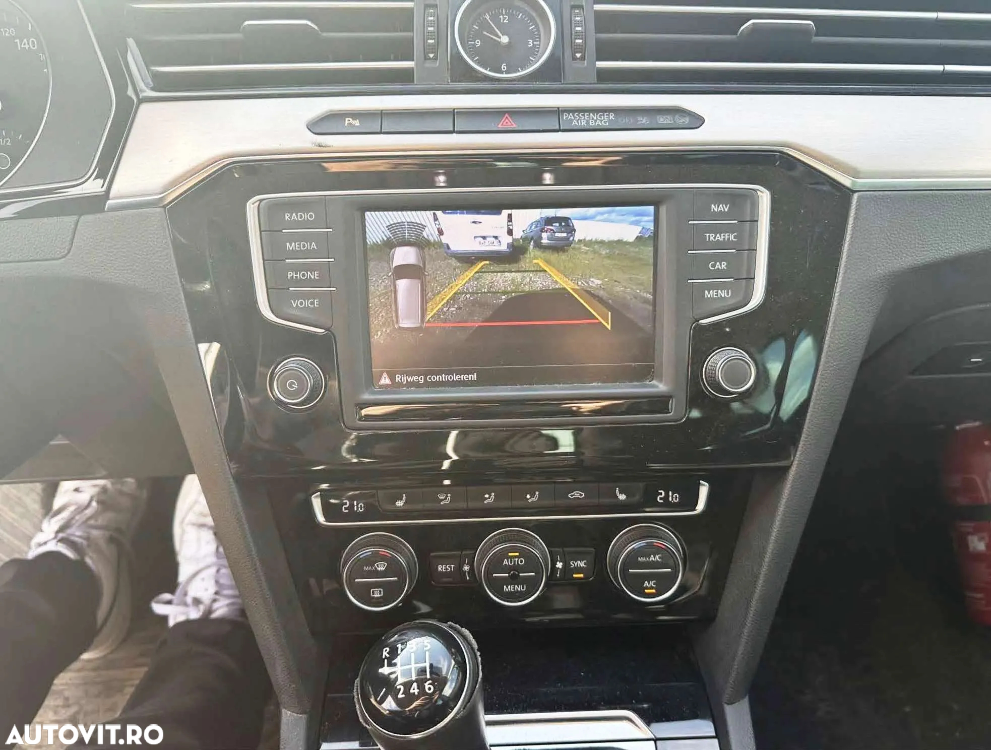 Volkswagen Passat Variant 2.0 TDI Highline - 13