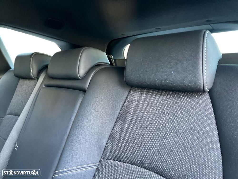 Toyota Corolla Touring Sports 1.8 Hybrid Comfort Plus - 21