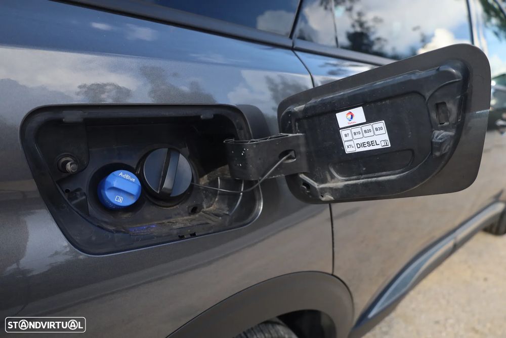 Peugeot 5008 1.5 BlueHDi Allure Pack EAT8 - 2