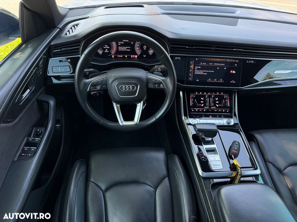 Audi Q8 - 12