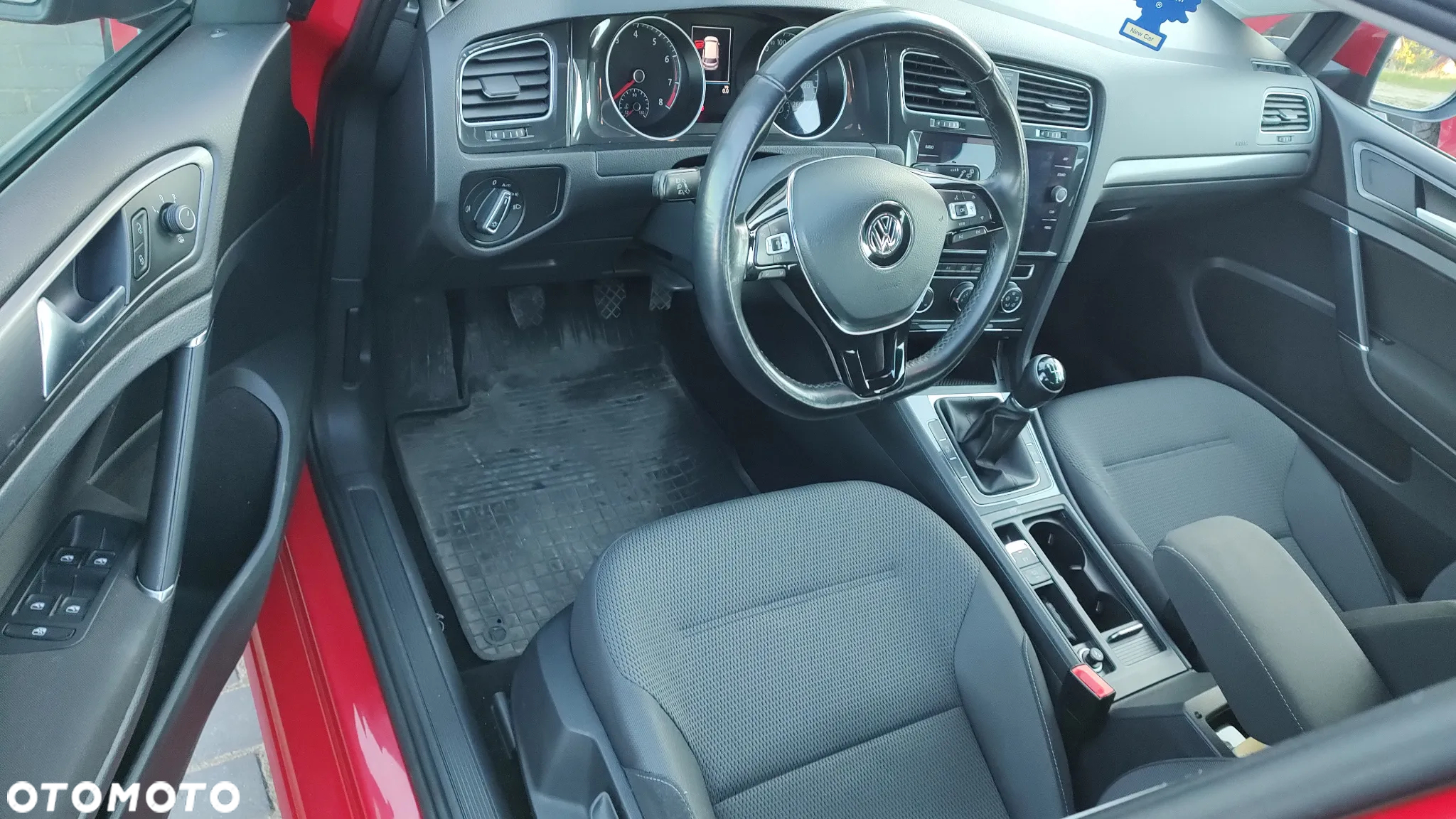 Volkswagen Golf VII 1.5 TSI BMT Trendline - 10