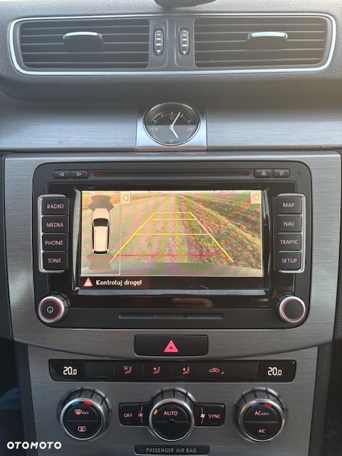 Volkswagen Passat 1.8 TSI Comfortline - 9