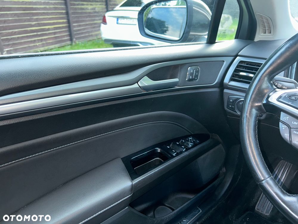 Ford Mondeo 1.6 TDCi Titanium - 13