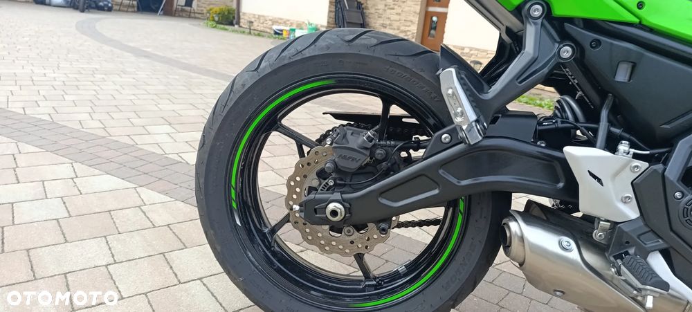 Kawasaki Ninja - 23