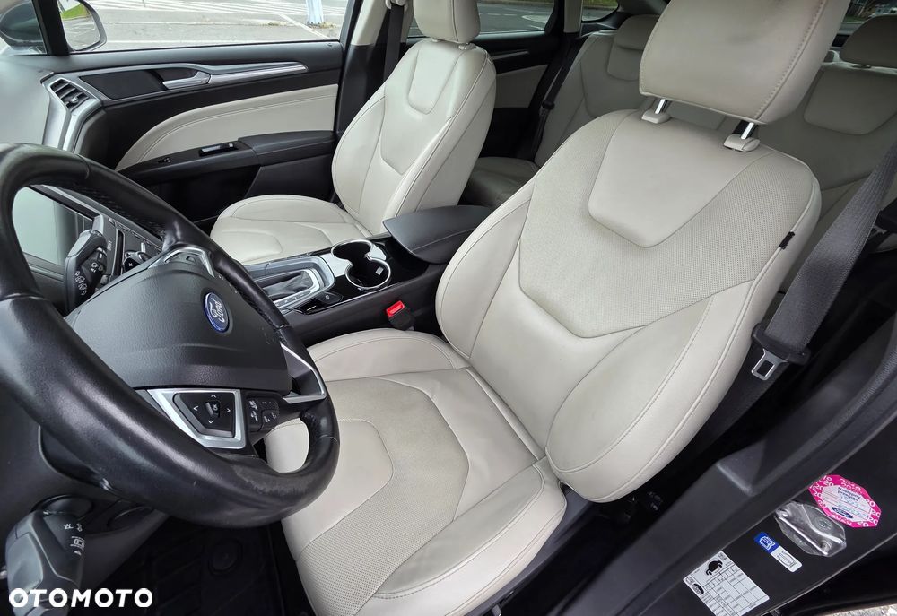 Ford Mondeo 2.0 TDCi Titanium PowerShift - 14