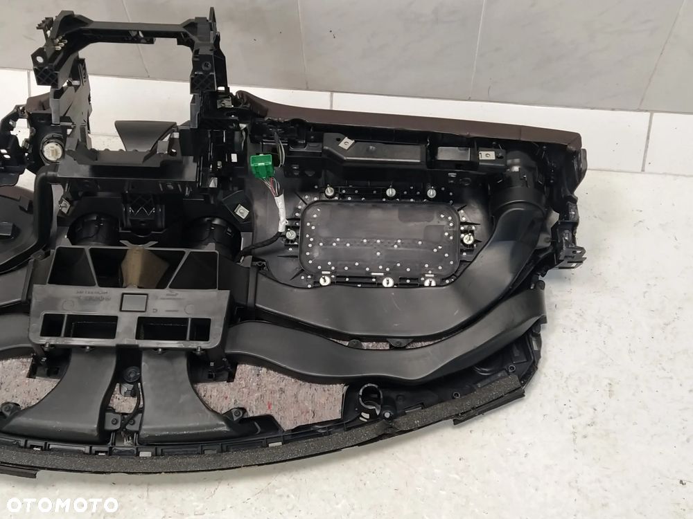 JAGUAR XJ X351 DESKA KONSOLA KOKPIT PODUSZKA POWIETRZNA AIRBAG PASAŻERA KIEROWNICY ZAPINKA NAPINACZ PASÓW BEZPIECZEŃSTWA BRĄZOWA ORYGINAŁ - 36