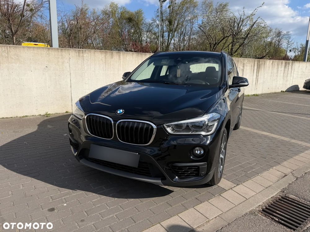 BMW X1 sDrive18i - 10