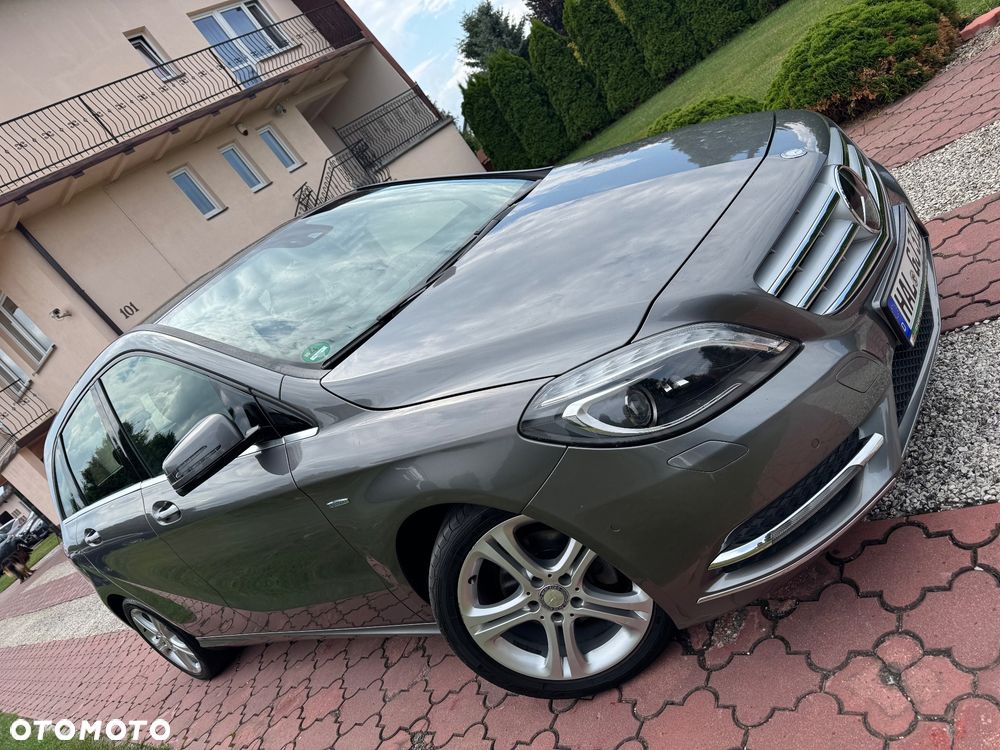 Mercedes-Benz Klasa B 180 CDI (BlueEFFICIENCY) - 3