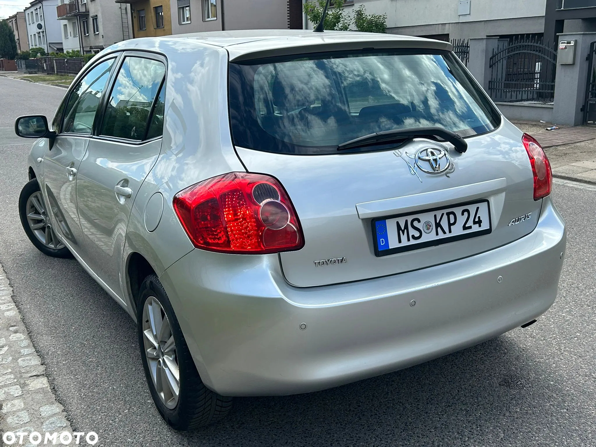 Toyota Auris 2.0 D-4D Premium - 4