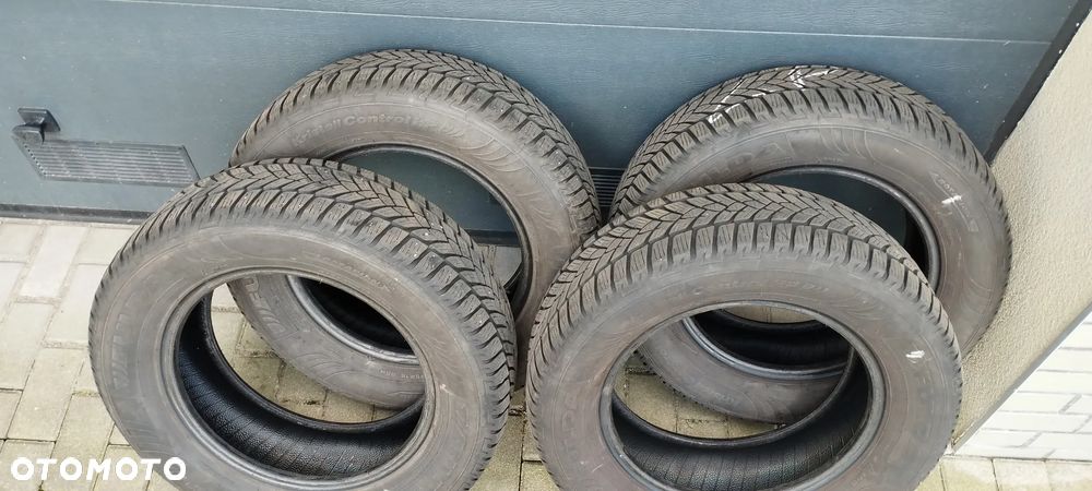 Zimowe 4x 215/65R16 - 2