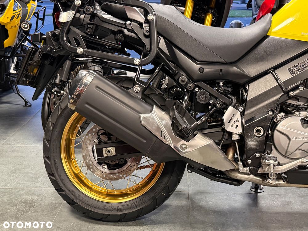 Suzuki V-STROM - 6