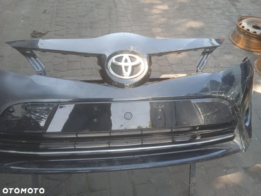 ZDERZAK PRZEDNI TOYOTA VERSO 13- - 3