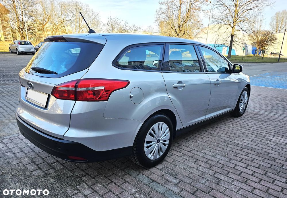 Ford Focus 1.5 TDCi Trend - 5
