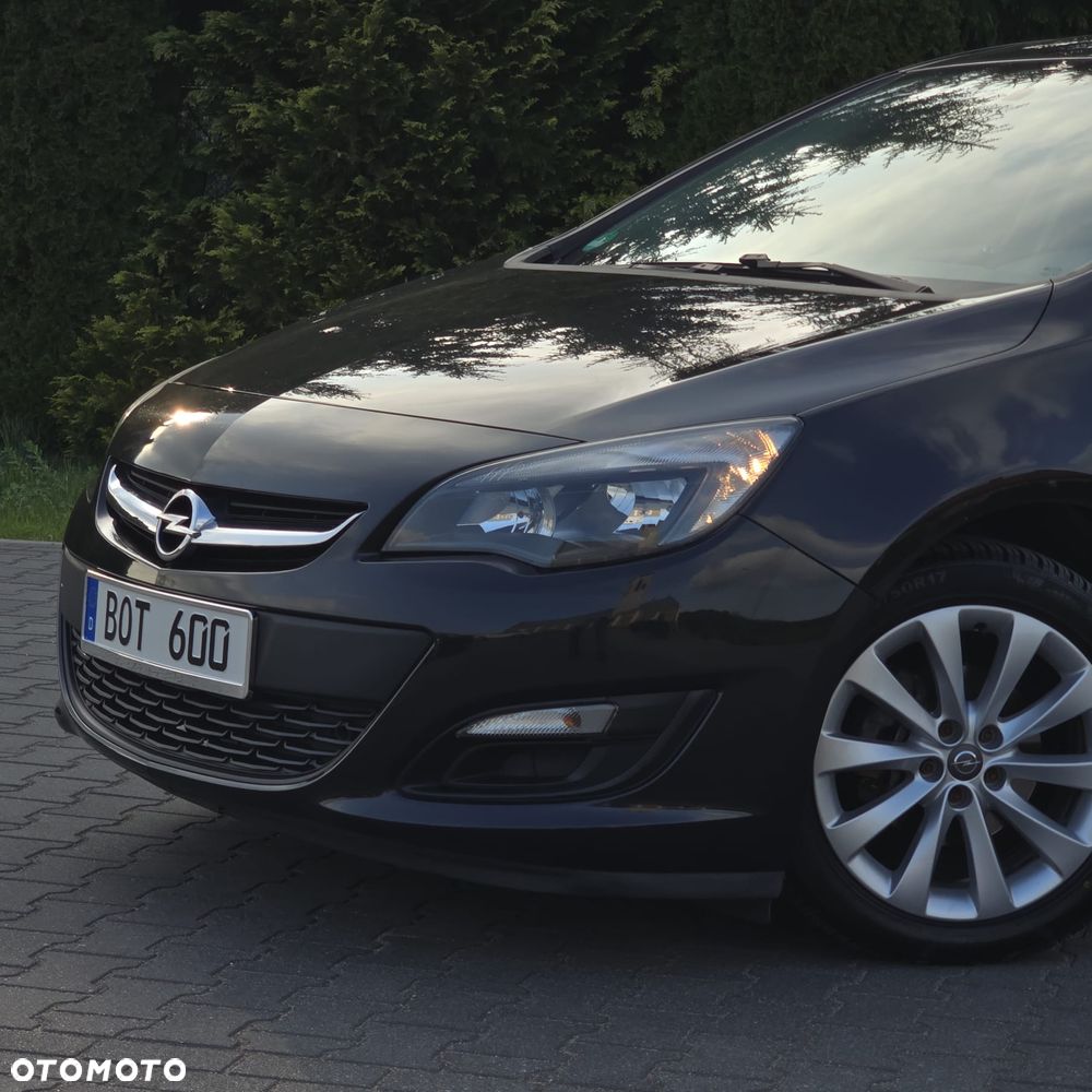 Opel Astra 1.4 Turbo - 10