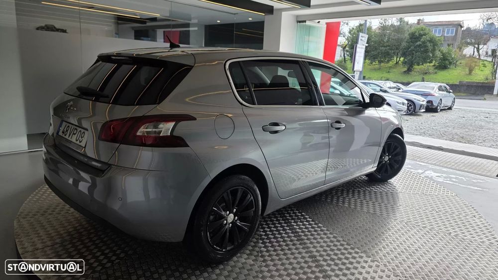Peugeot 308 1.6 BlueHDi Allure - 22