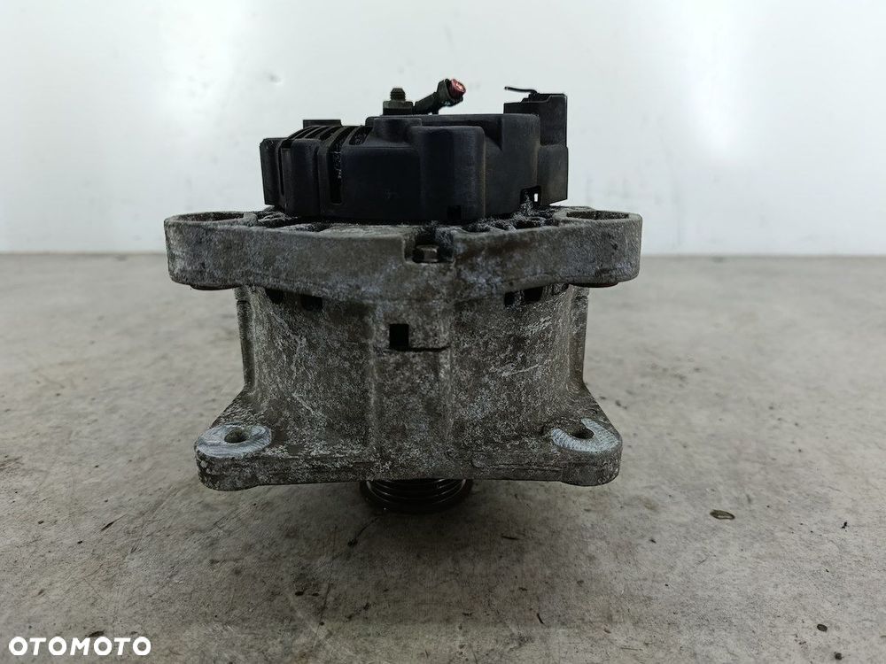 ALTERNATOR RENAULT SCENIC II 8200410671 TG11C040  VALEO 2.0 16V - 8